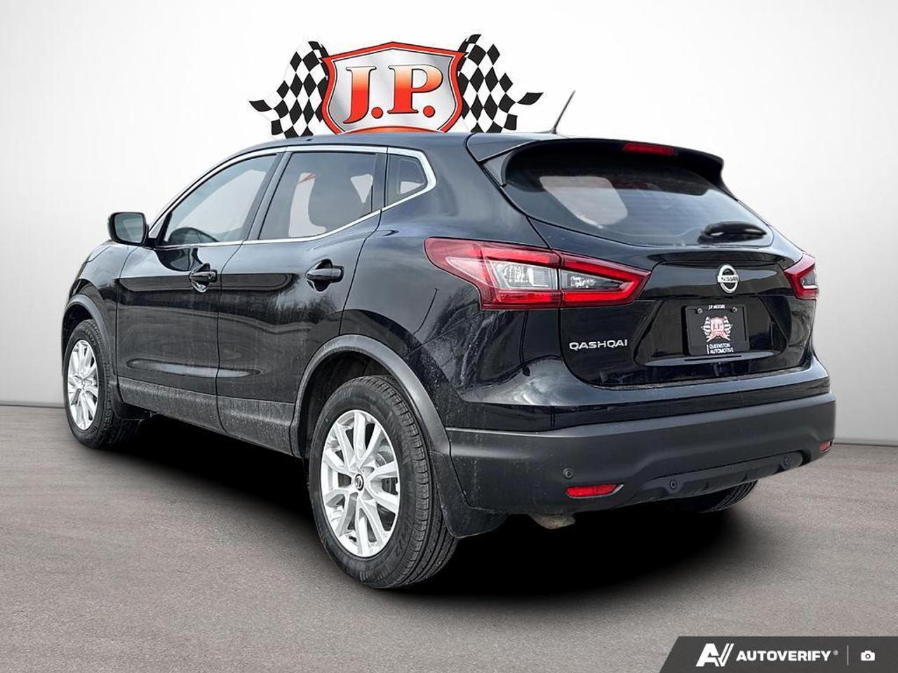 2022 Nissan Qashqai S BACKUP CAM   HEATED SEATS   LANE ASSIST   SIRIUS Photo