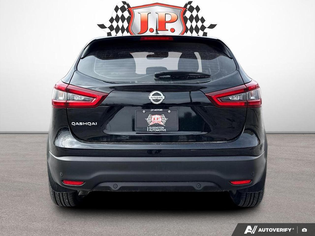 2022 Nissan Qashqai S BACKUP CAM   HEATED SEATS   LANE ASSIST   SIRIUS Photo