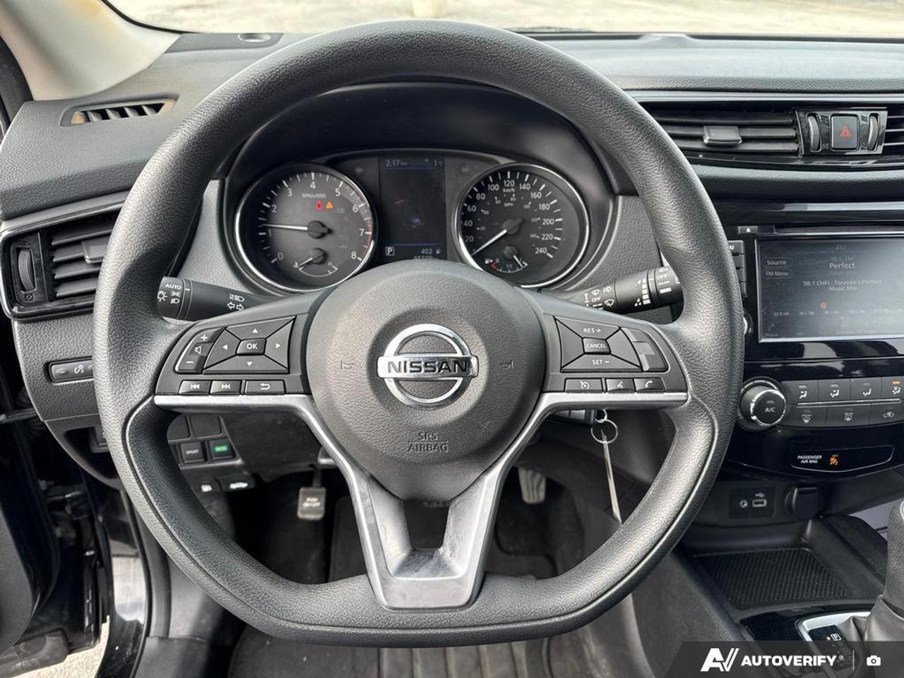 2022 Nissan Qashqai S BACKUP CAM   HEATED SEATS   LANE ASSIST   SIRIUS Photo