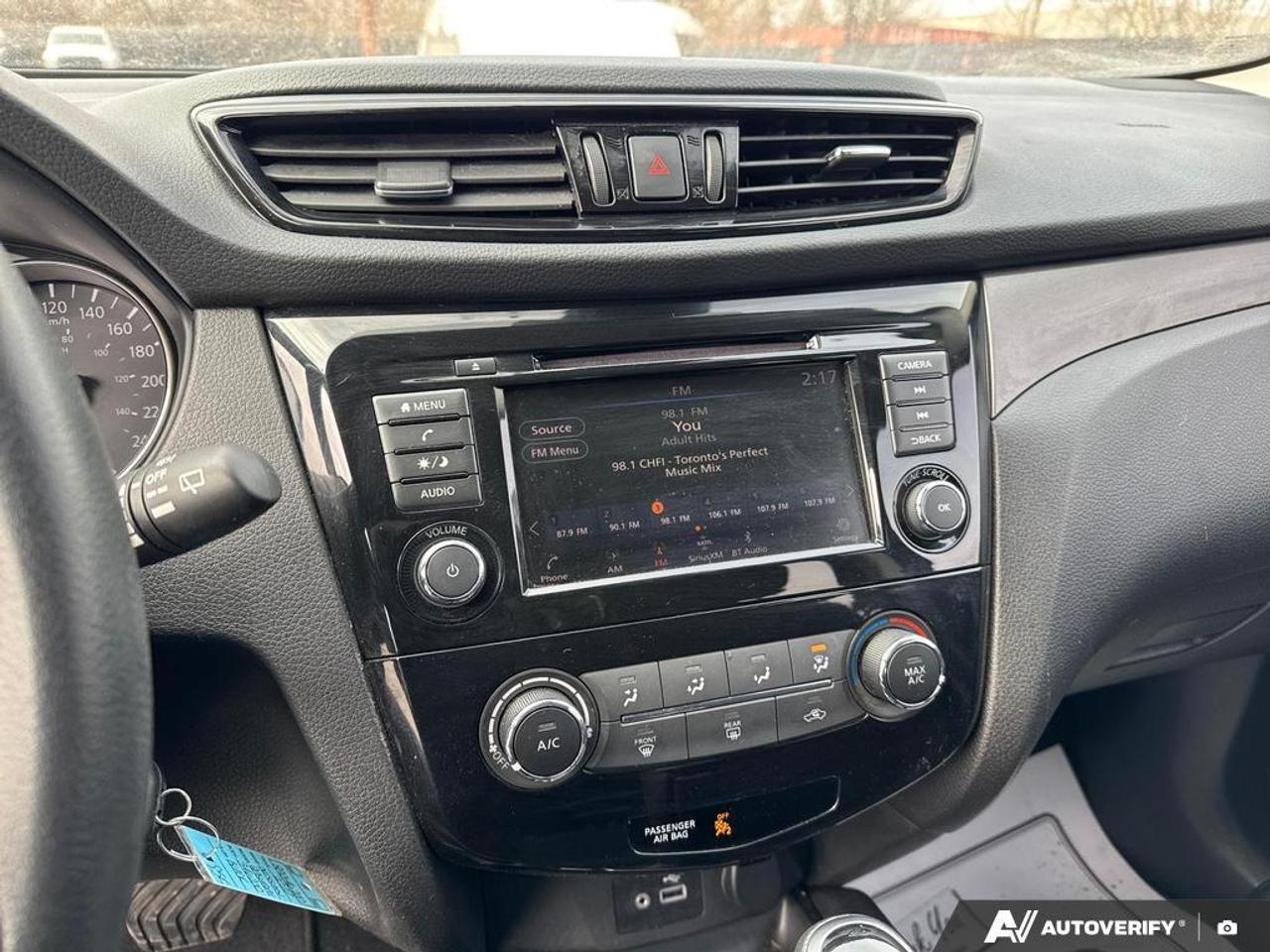 2022 Nissan Qashqai S BACKUP CAM   HEATED SEATS   LANE ASSIST   SIRIUS Photo