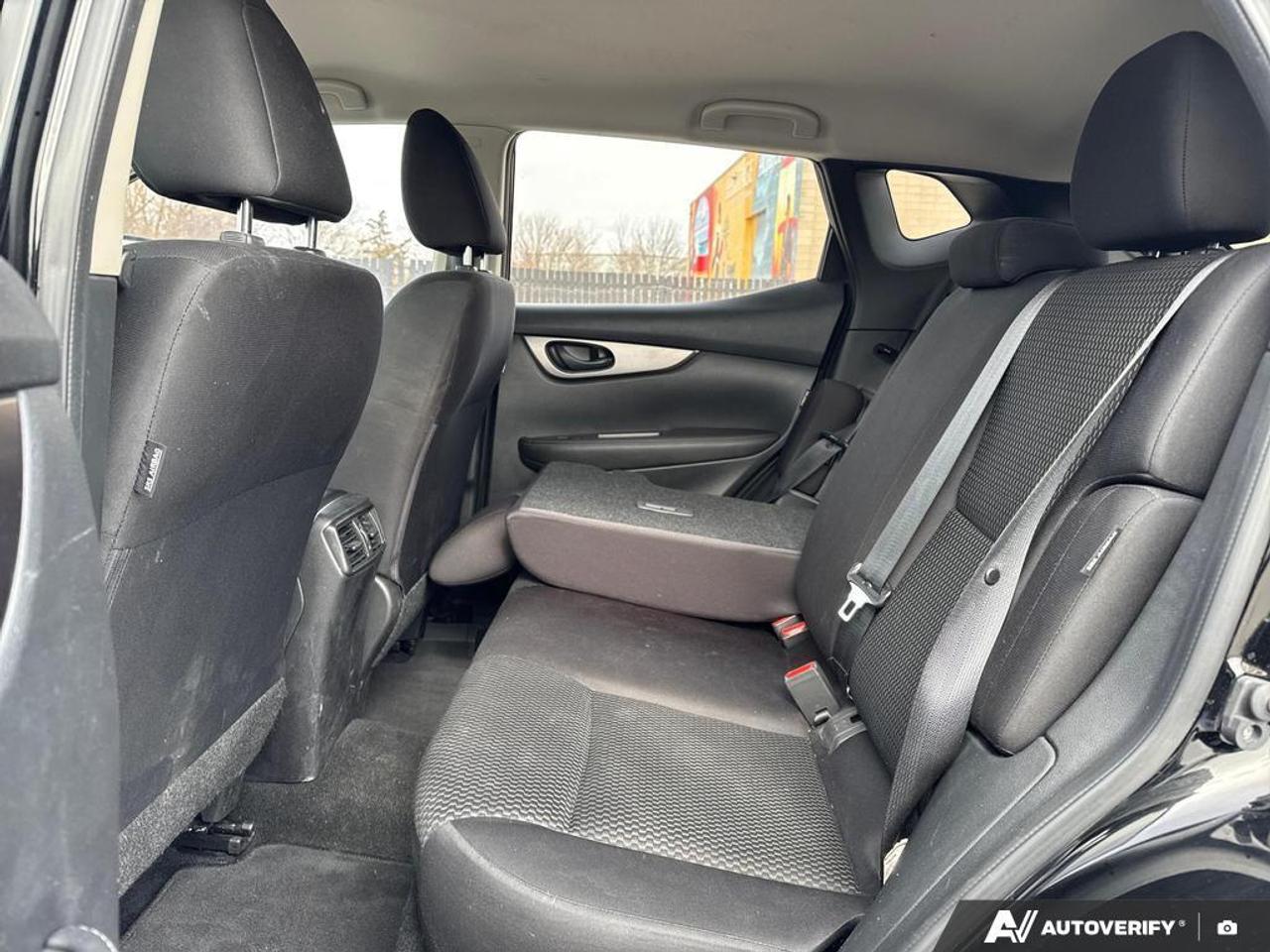 2022 Nissan Qashqai S BACKUP CAM   HEATED SEATS   LANE ASSIST   SIRIUS Photo