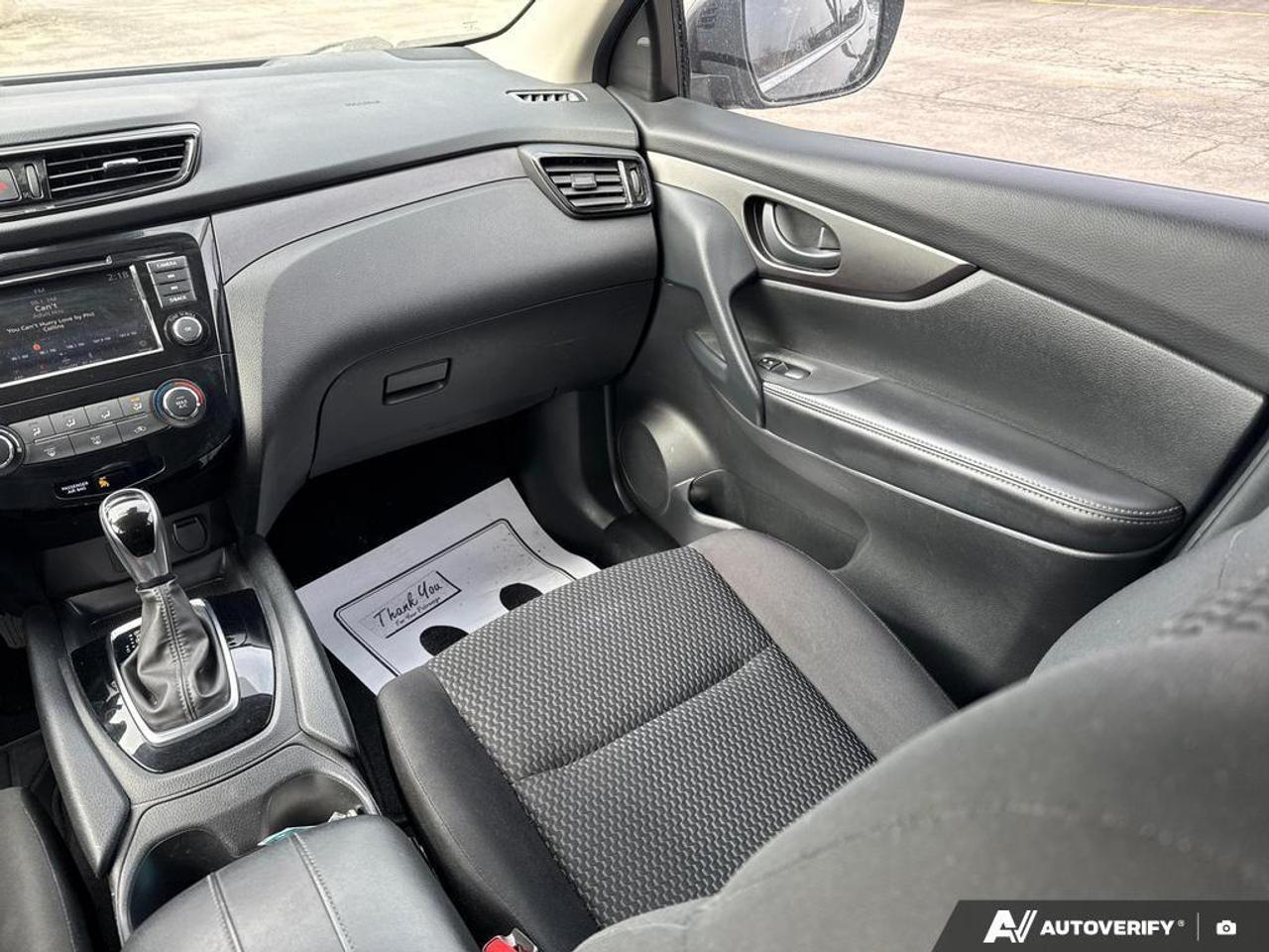 2022 Nissan Qashqai S BACKUP CAM   HEATED SEATS   LANE ASSIST   SIRIUS Photo