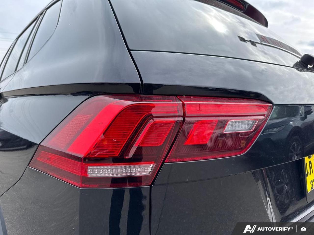 2022 Volkswagen Tiguan Comfortline R-Line Black Edition BACKUP CAM   HEAT Photo