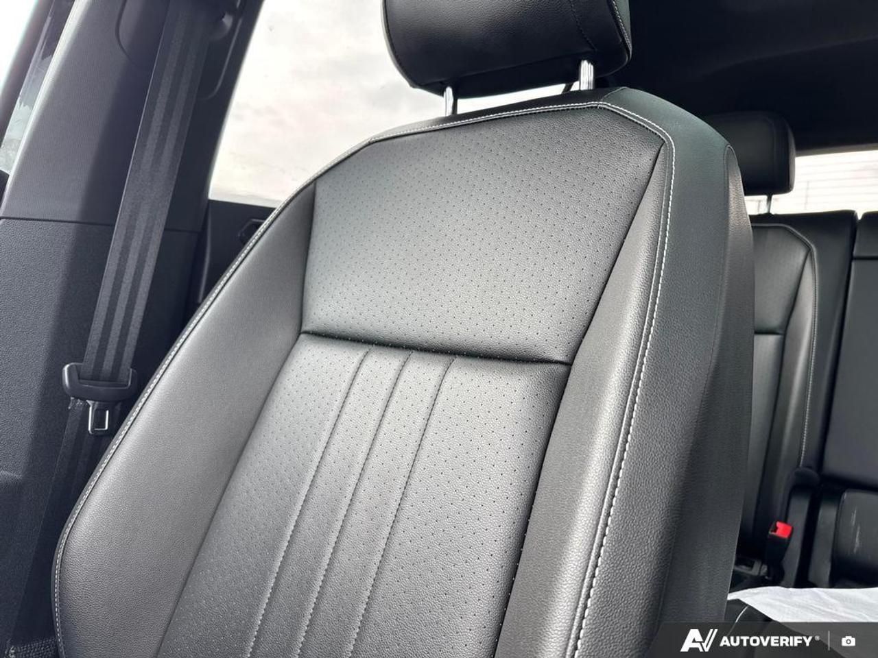 2022 Volkswagen Tiguan Comfortline R-Line Black Edition BACKUP CAM   HEAT Photo