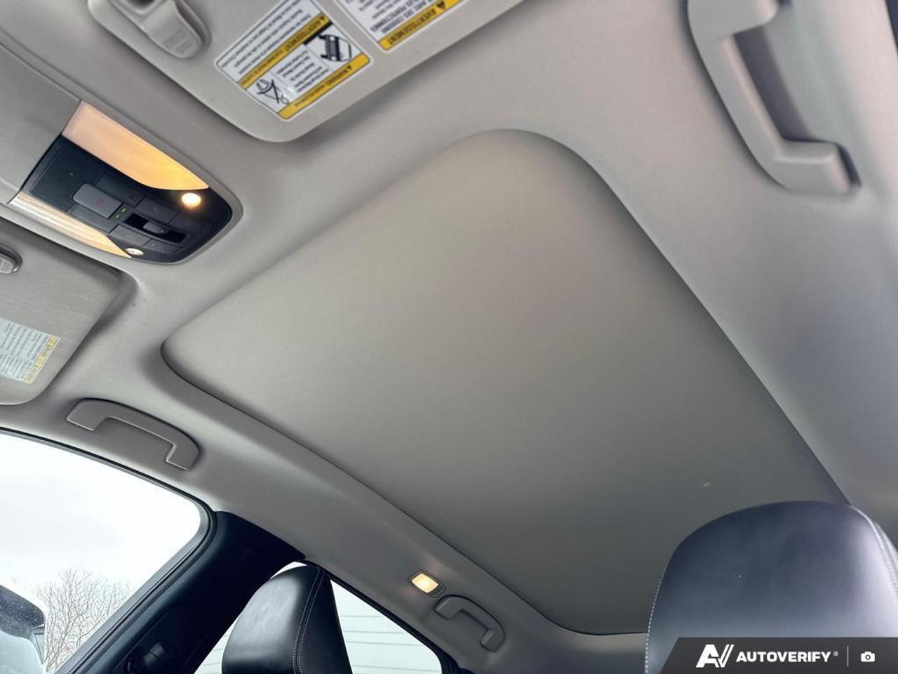 2021 Infiniti QX50 Luxe BACKUP CAM   HEATED SEATS   KEYLESS ENTRY   L Photo