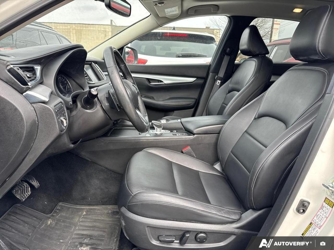 2021 Infiniti QX50 Luxe BACKUP CAM   HEATED SEATS   KEYLESS ENTRY   L Photo