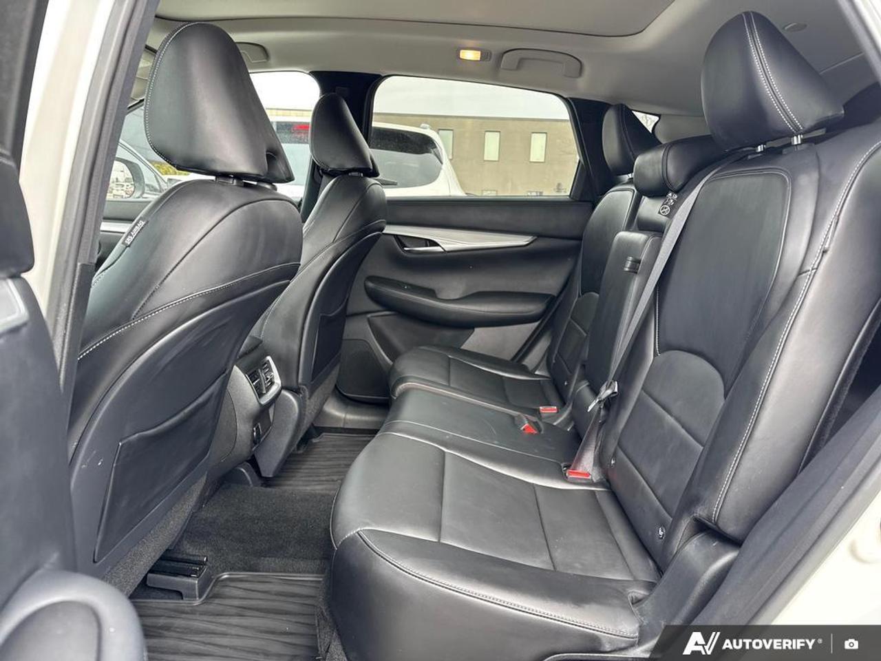 2021 Infiniti QX50 Luxe BACKUP CAM   HEATED SEATS   KEYLESS ENTRY   L Photo