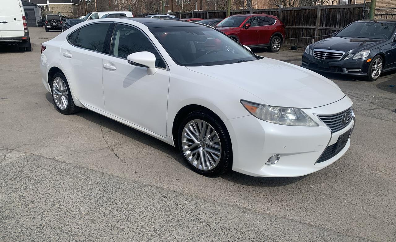 2013 Lexus ES 350 PREMIUM/ LEATHER /PANO ROOF/NAVI/ REAR CAM / AC / Photo