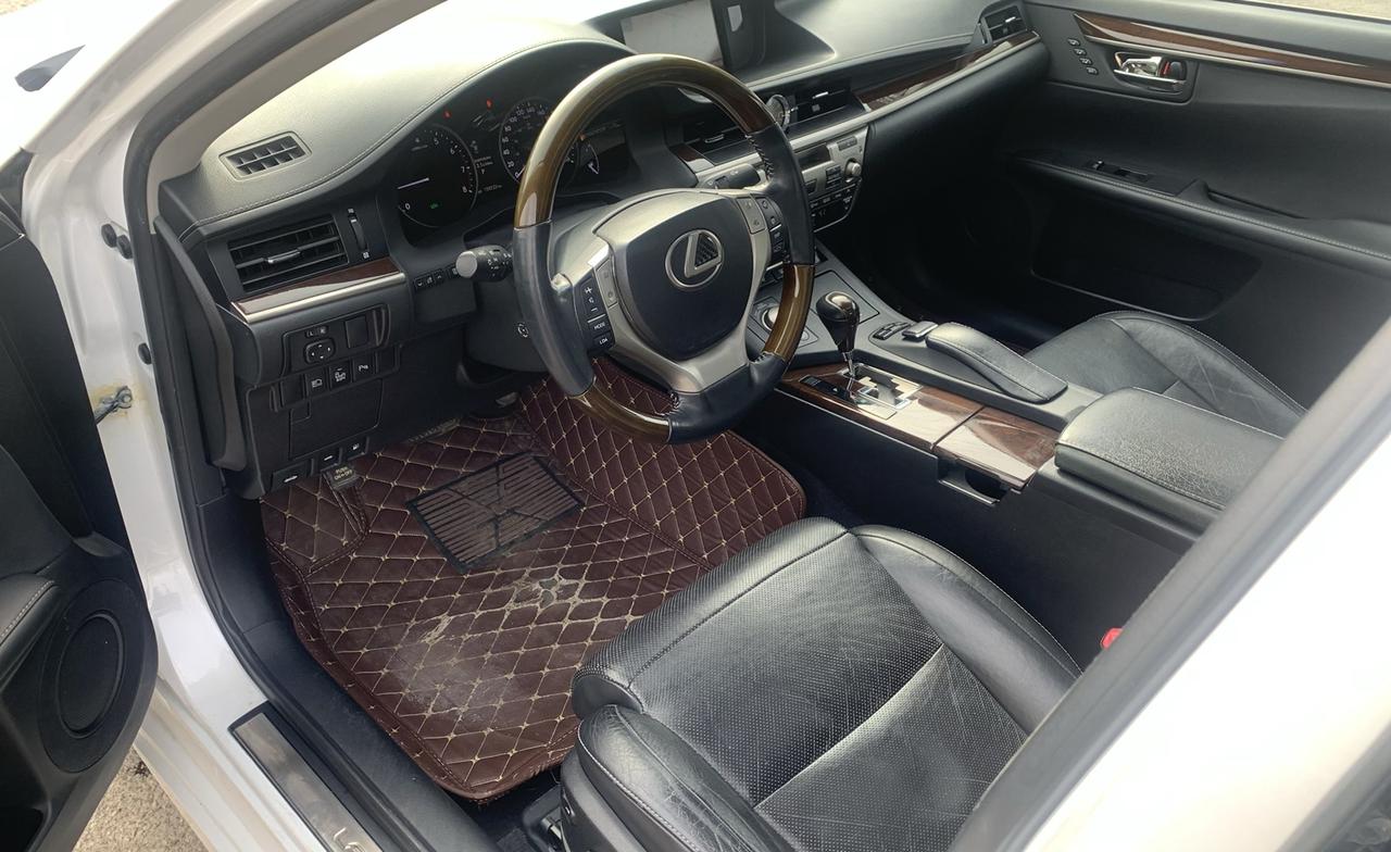 2013 Lexus ES 350 PREMIUM/ LEATHER /PANO ROOF/NAVI/ REAR CAM / AC / Photo