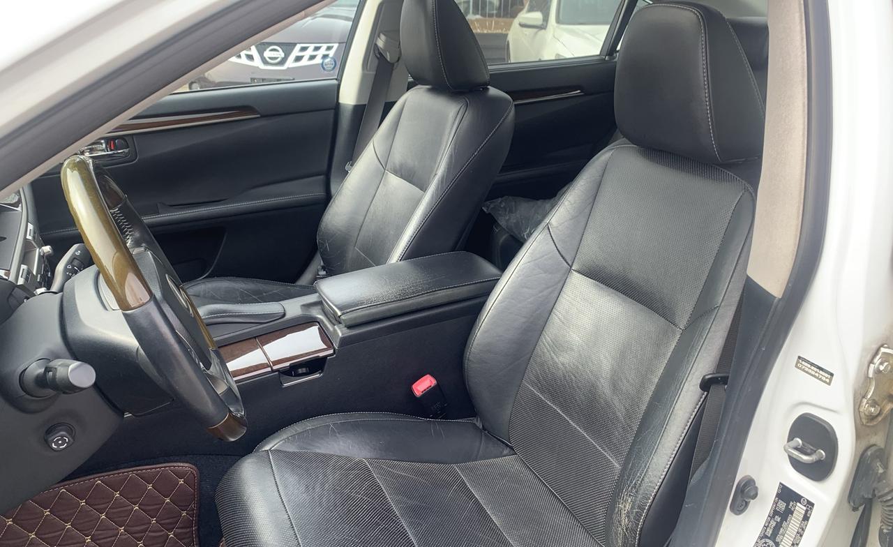 2013 Lexus ES 350 PREMIUM/ LEATHER /PANO ROOF/NAVI/ REAR CAM / AC / Photo