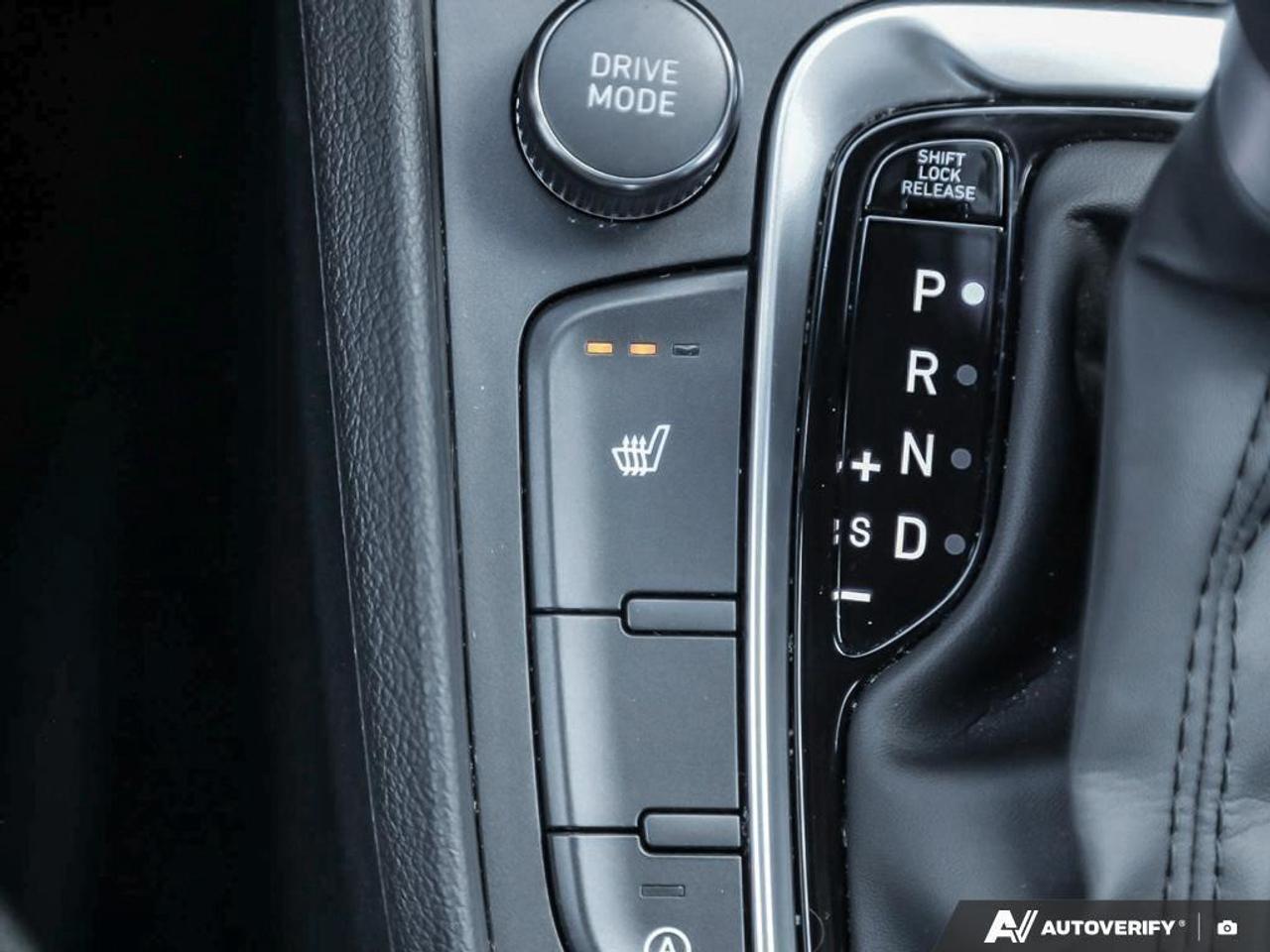 2022 Hyundai KONA 2.0L Essential 4dr All-Wheel Drive Photo