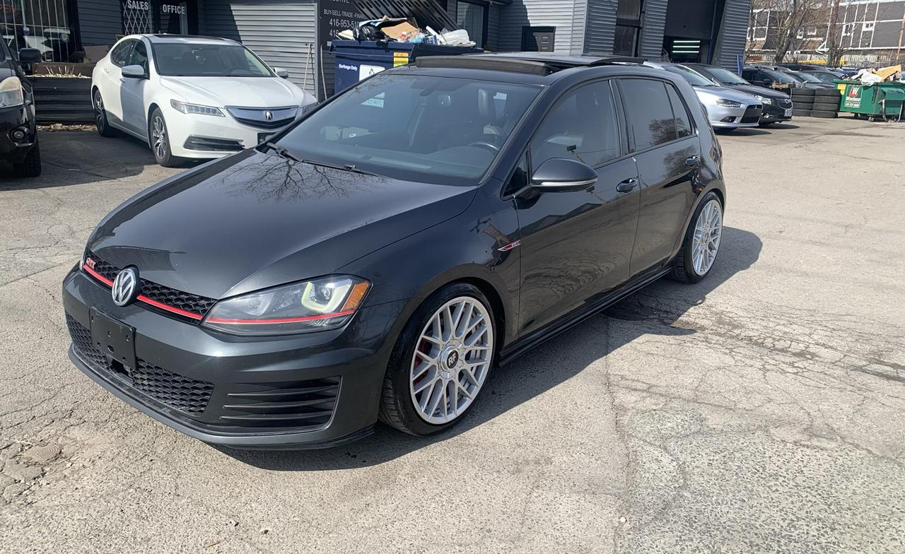 2015 Volkswagen GTI PERFORMANCE/  LEATHER /ROOF /NAVI / 6SPD / CLEAN / - Photo #1