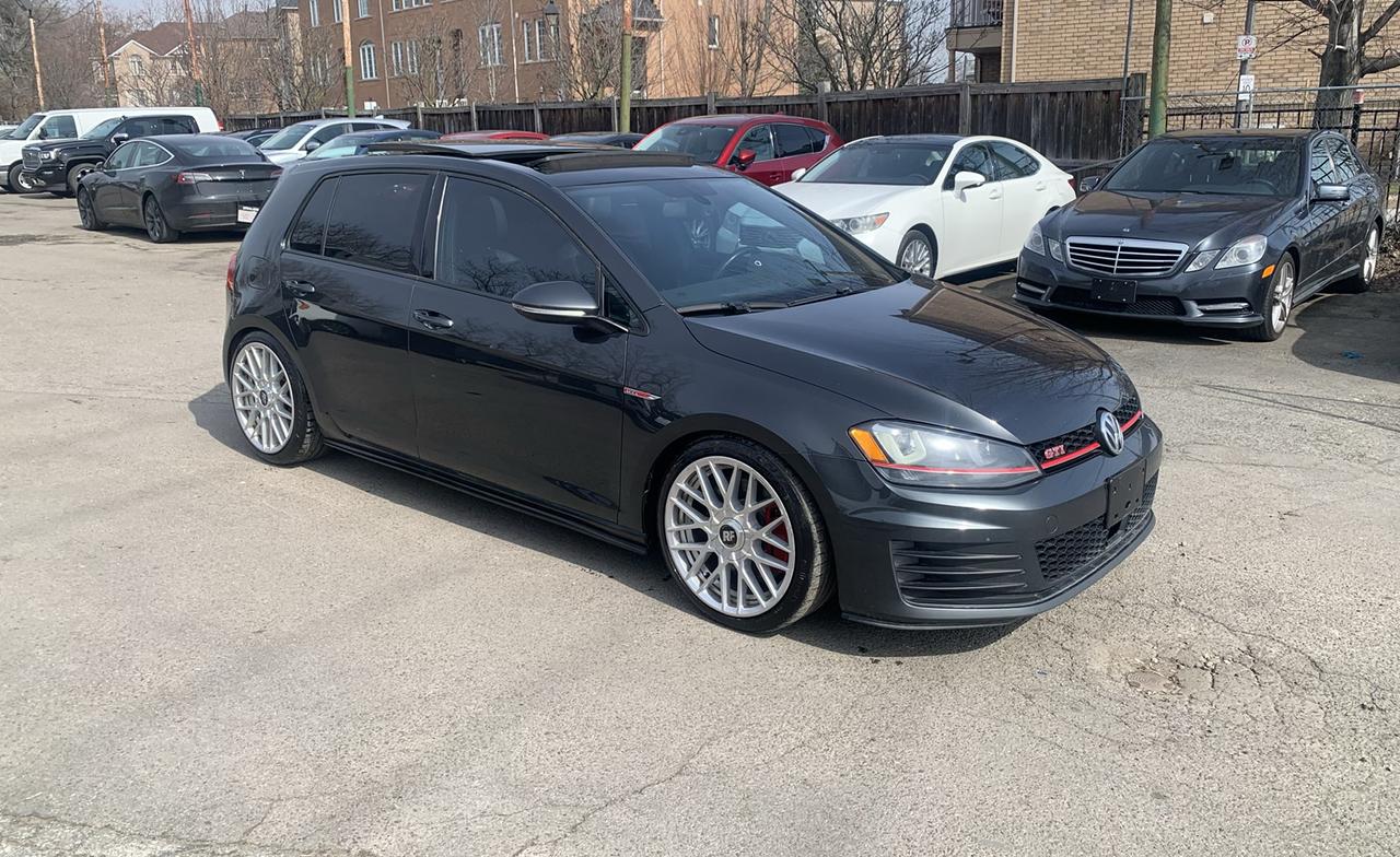 2015 Volkswagen GTI PERFORMANCE/  LEATHER /ROOF /NAVI / 6SPD / CLEAN / Photo2