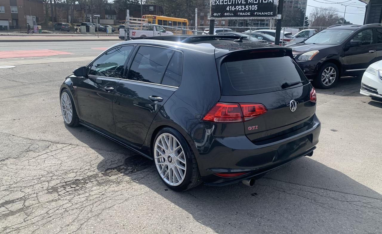 2015 Volkswagen GTI PERFORMANCE/  LEATHER /ROOF /NAVI / 6SPD / CLEAN / Photo