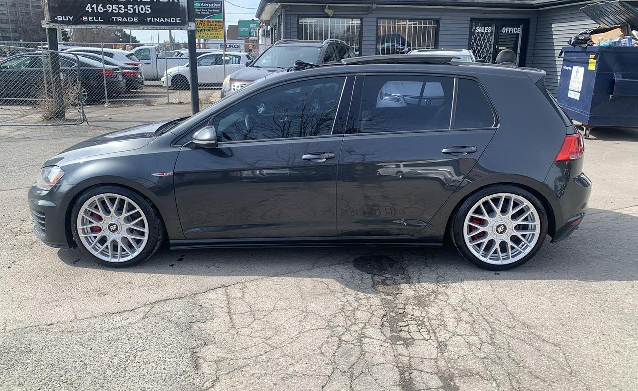 2015 Volkswagen GTI PERFORMANCE/  LEATHER /ROOF /NAVI / 6SPD / CLEAN / Photo