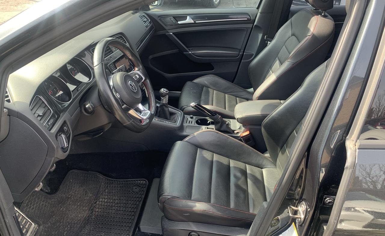 2015 Volkswagen GTI PERFORMANCE/  LEATHER /ROOF /NAVI / 6SPD / CLEAN / Photo