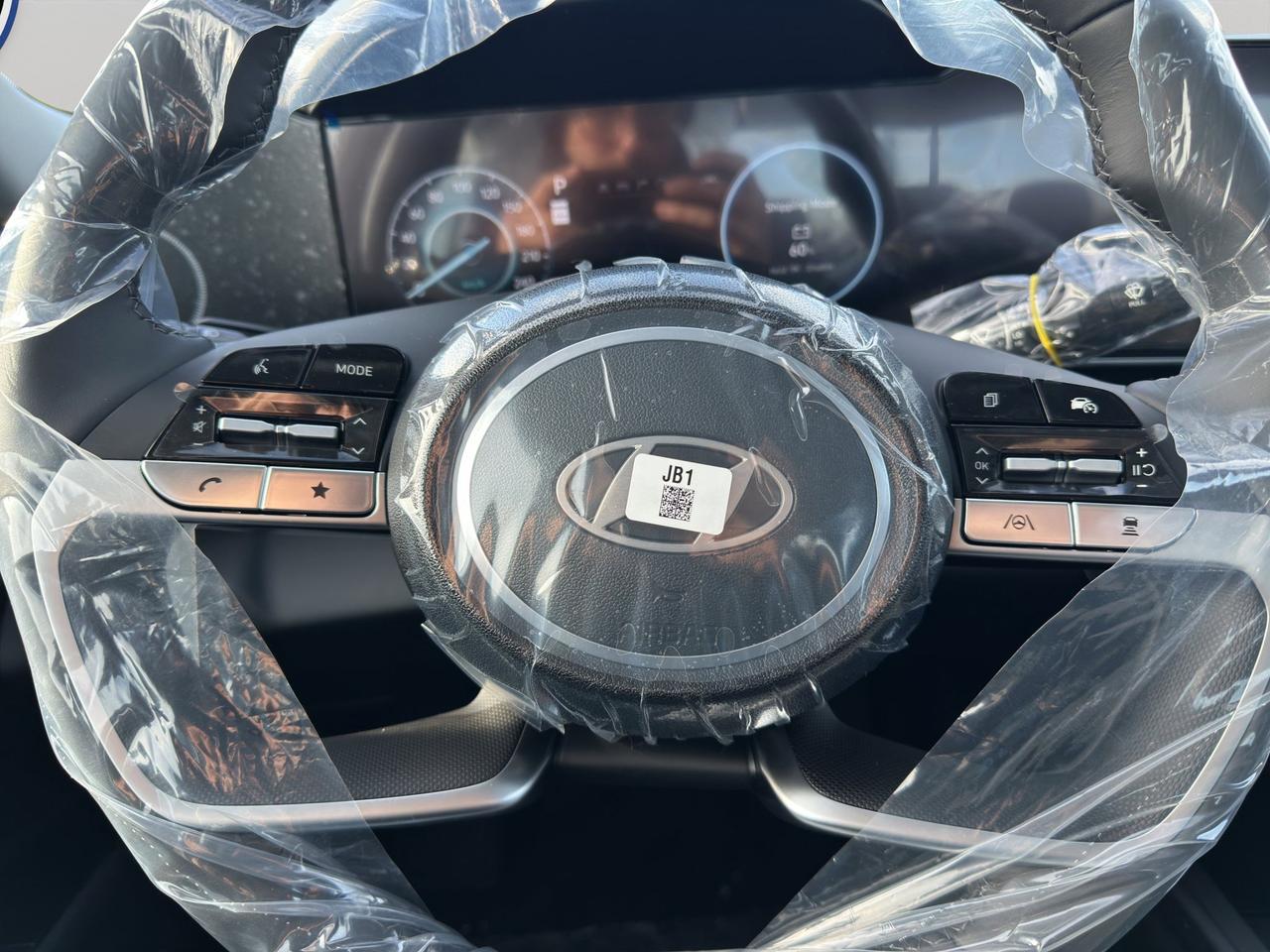 2026 Hyundai Elantra Hybrid Luxury Photo