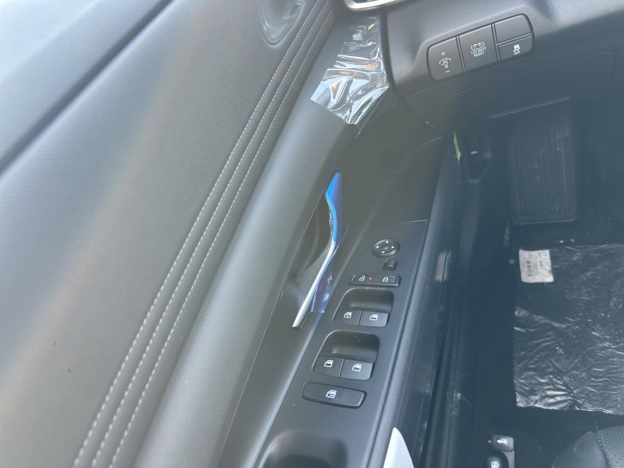 2026 Hyundai Elantra Hybrid Luxury Photo