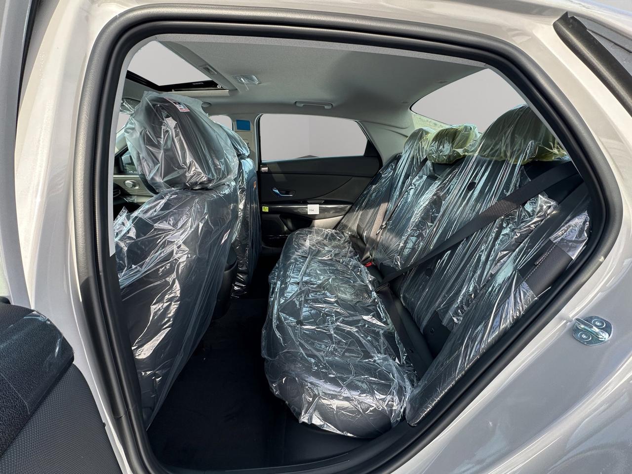 2026 Hyundai Elantra Hybrid Luxury Photo