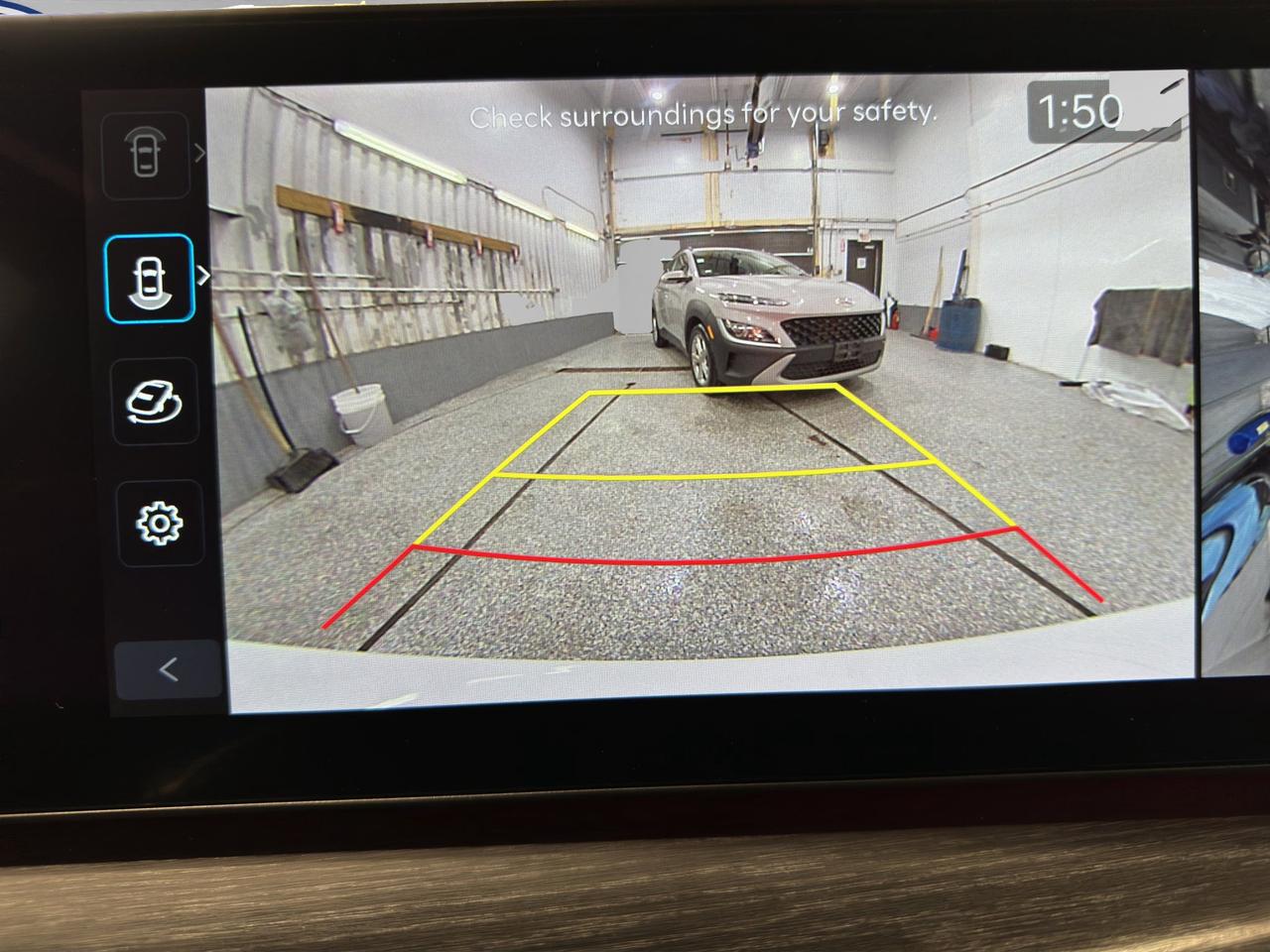 2025 Hyundai Santa Fe Luxury | Reverse Cam | Heated Seats Photo