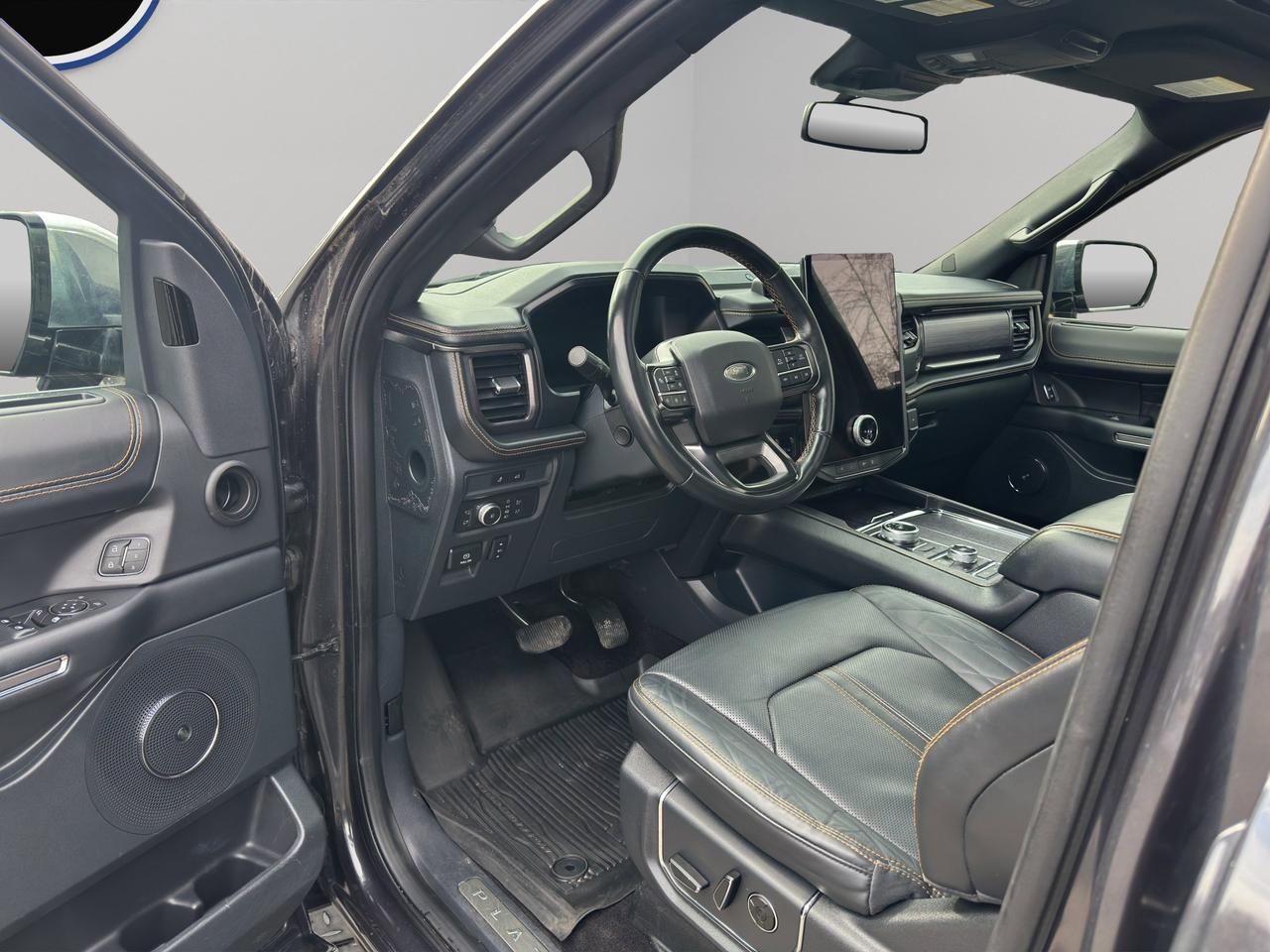 2022 Ford Expedition Platinum Max | Reverse Cam | Heated Seats Photo