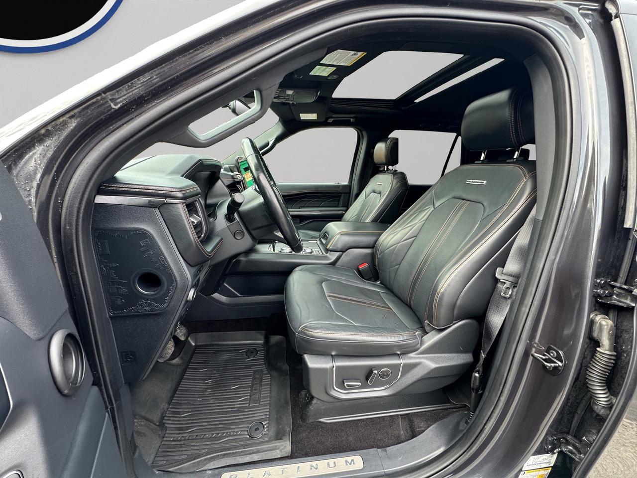 2022 Ford Expedition Platinum Max | Reverse Cam | Heated Seats Photo