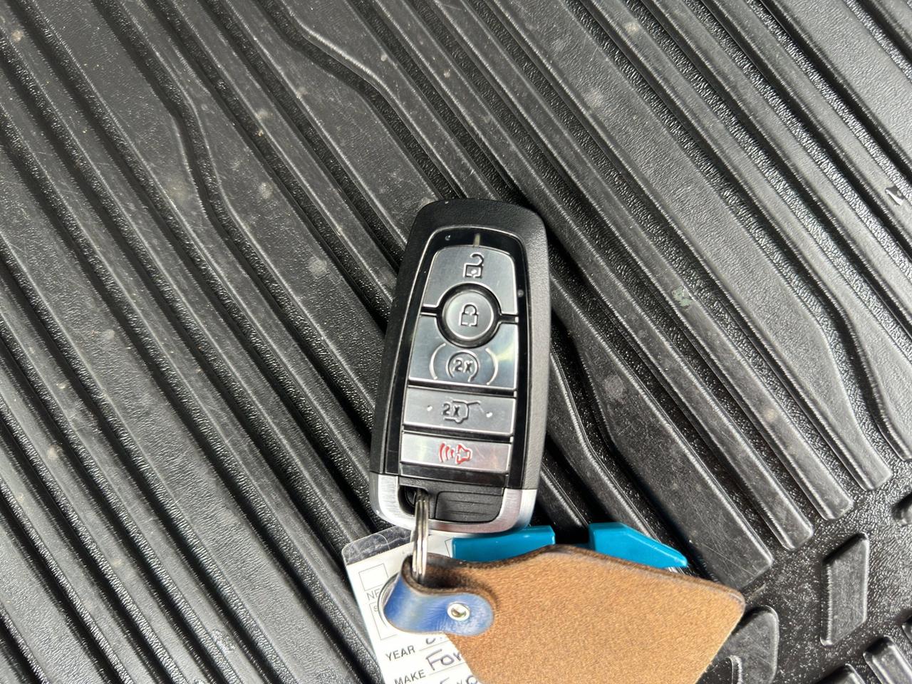 2022 Ford Expedition Platinum Max | Reverse Cam | Heated Seats Photo