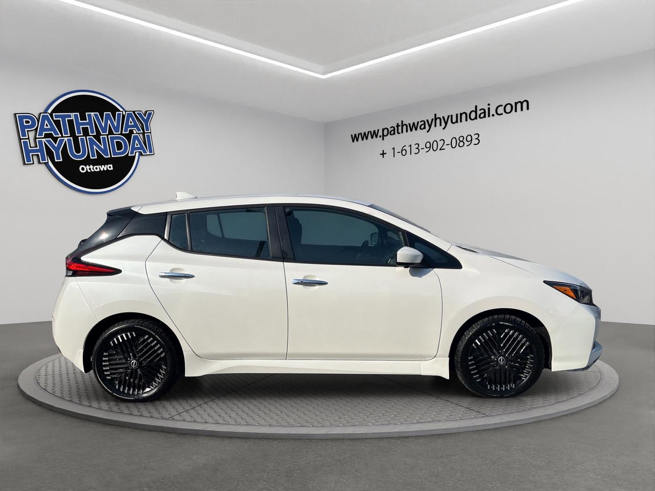2023 Nissan Leaf SV PLUS | Reverse Cam | Heated Seats Photo
