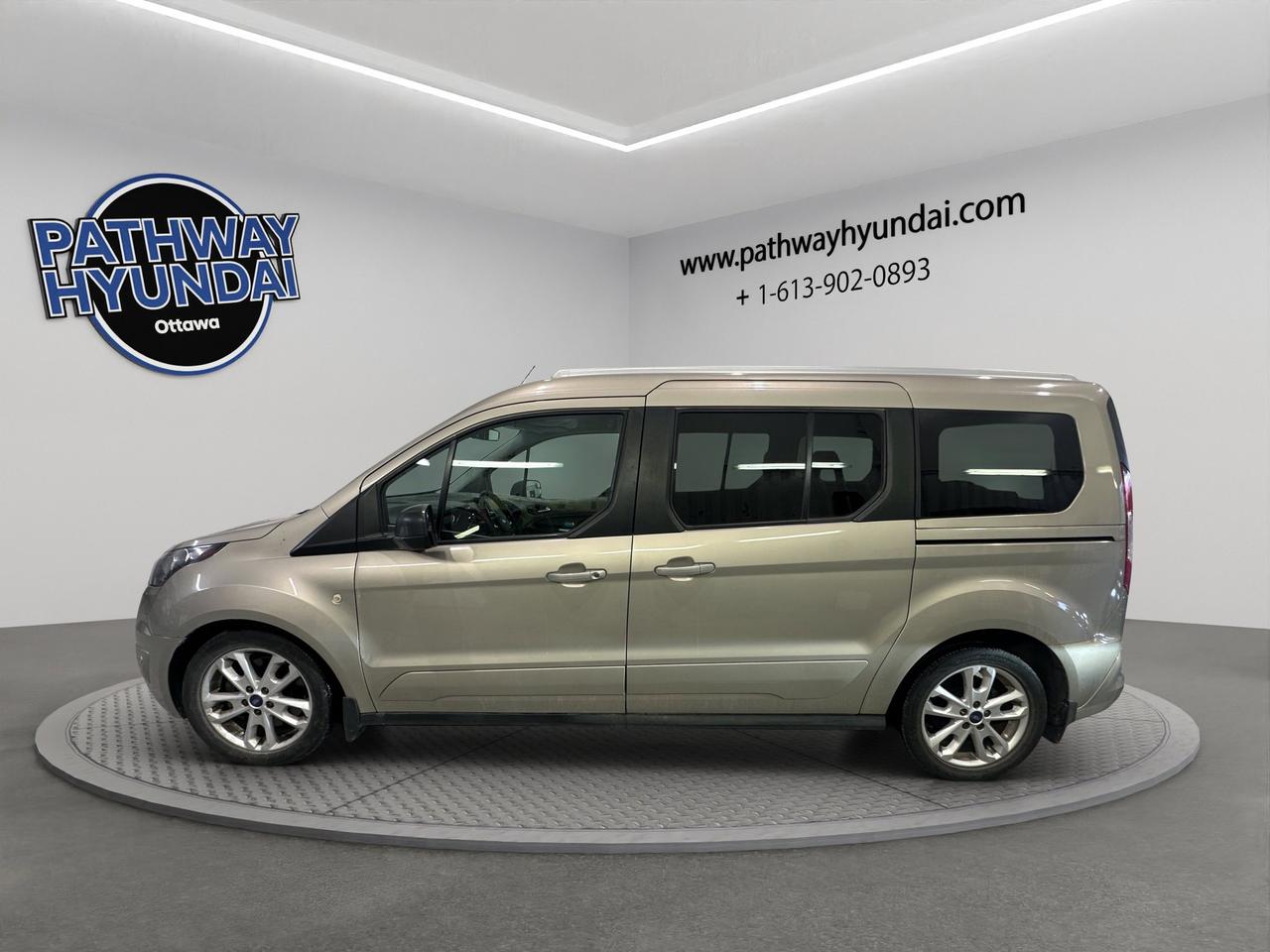 2015 Ford Transit Connect Wagon XLT Photo