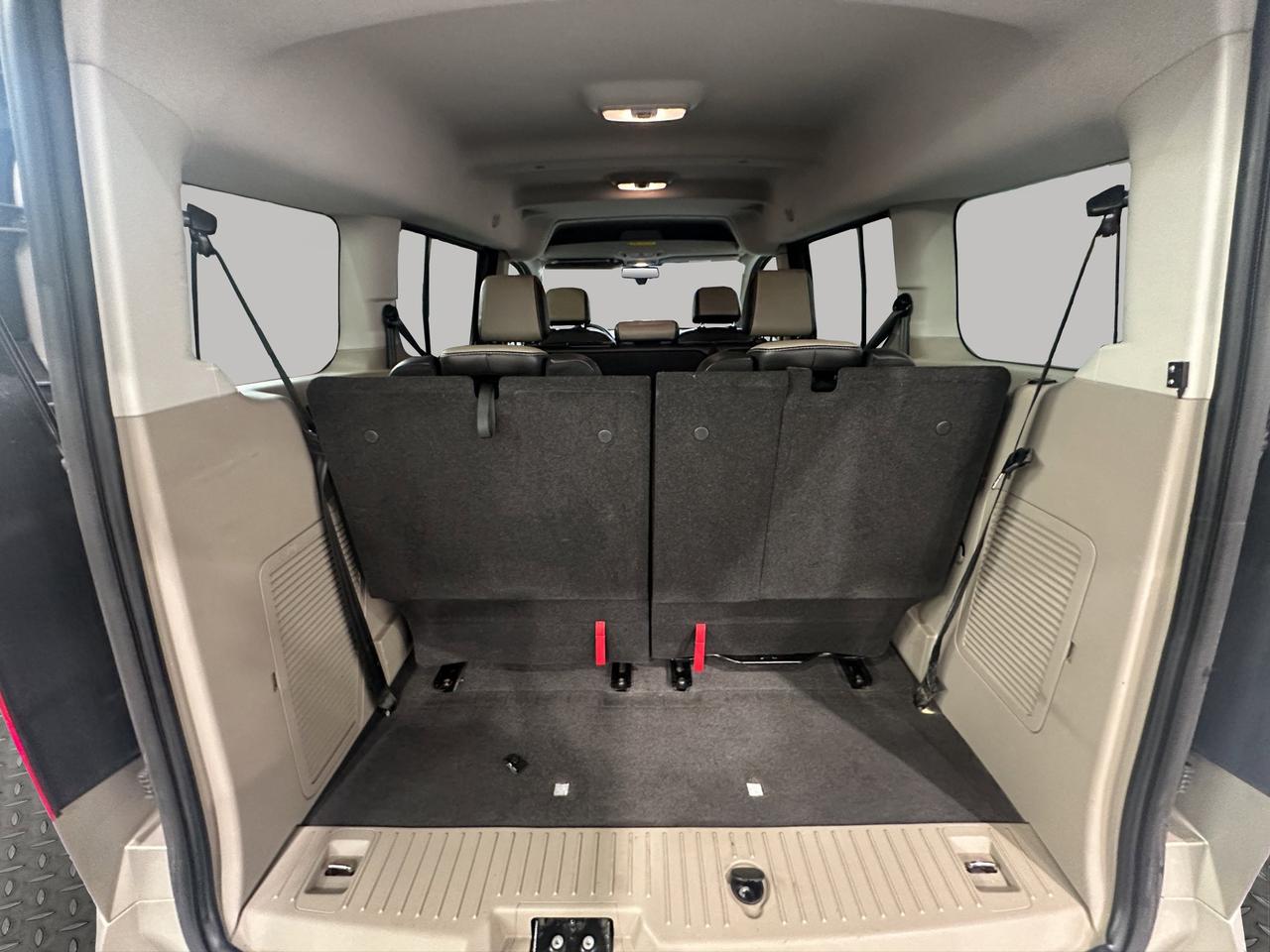 2015 Ford Transit Connect Wagon XLT Photo