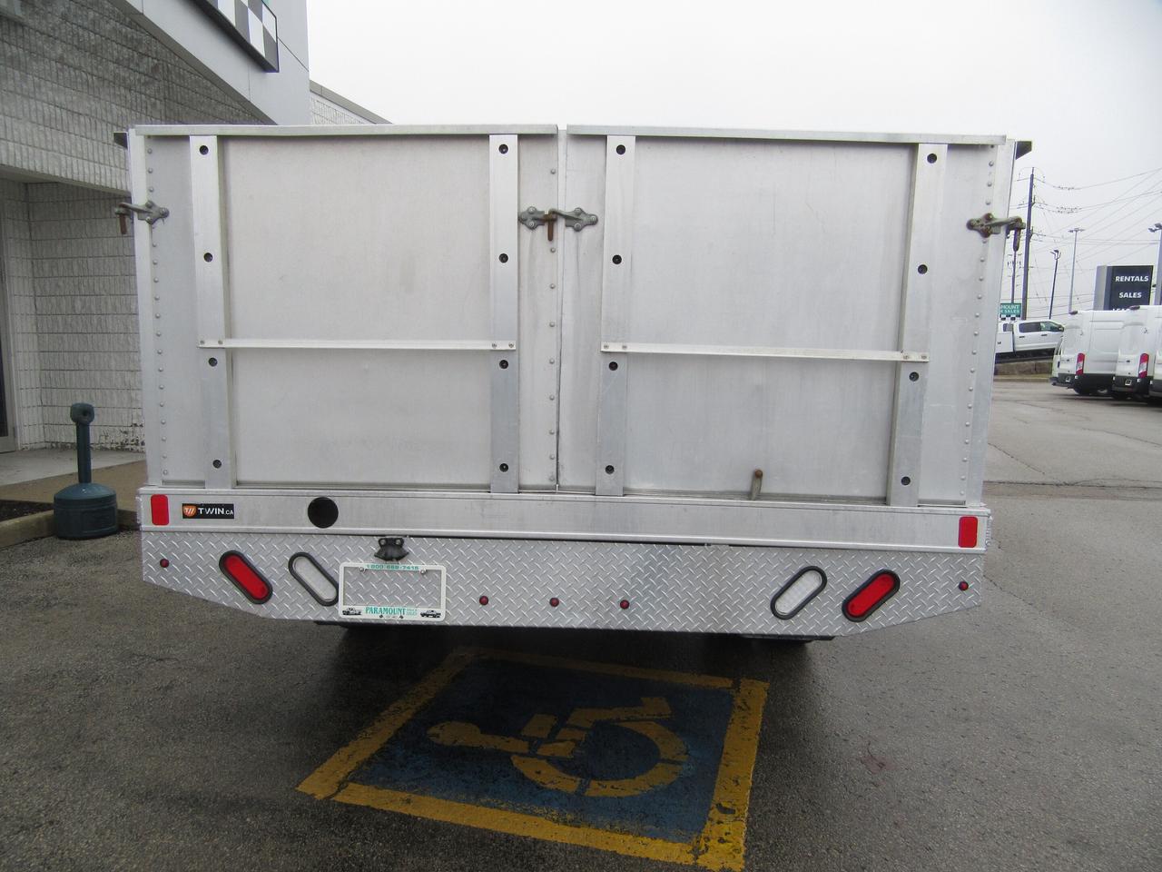 2022 Ford F-550 ALUMINUM FLAT DECK WITH REMOVABLE SIDES Photo