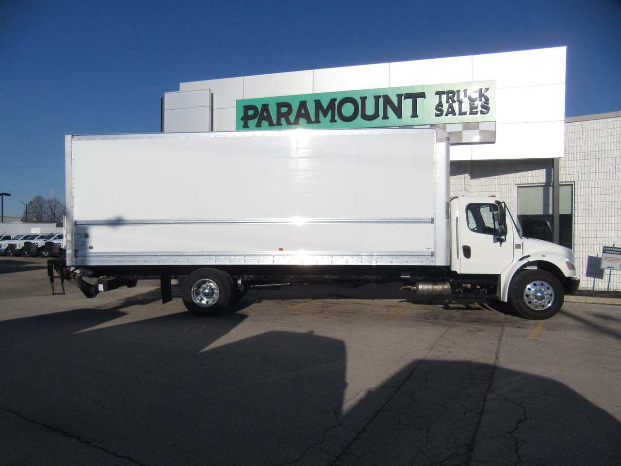 2019 Freightliner M2-106 DIESEL 26FT BOX LARGE POWER LIFTGATE Photo