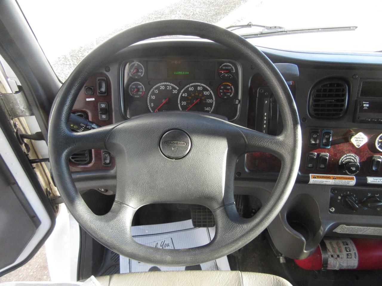 2019 Freightliner M2-106 DIESEL 26FT BOX LARGE POWER LIFTGATE Photo