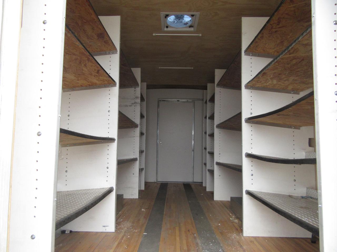 2024 Ford Super Duty E-450 DRW 16FT AEROCELL BOX CUBE VAN Photo4