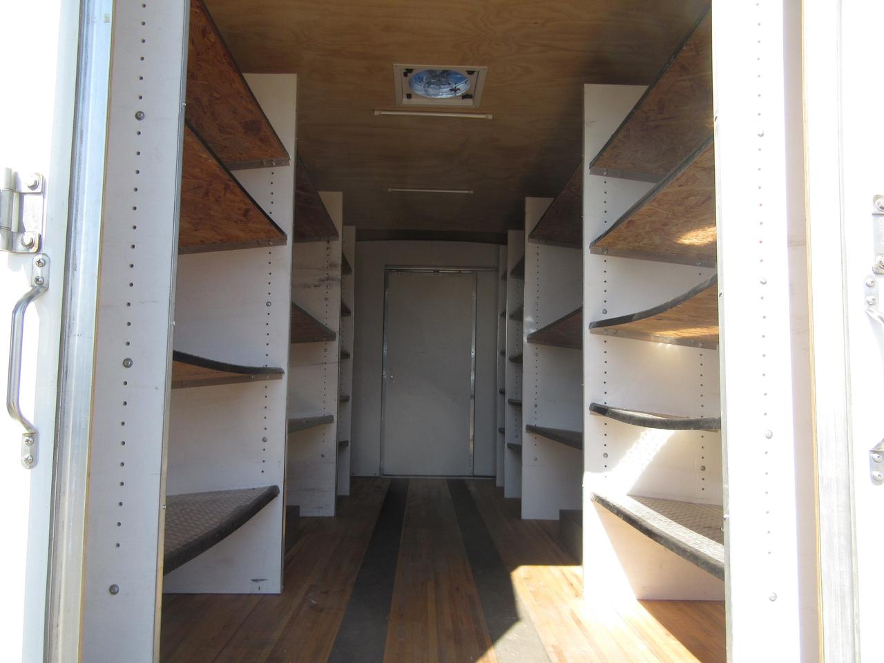 2024 Ford E-450 16FT AEROCELL BOX CUBE VAN Photo