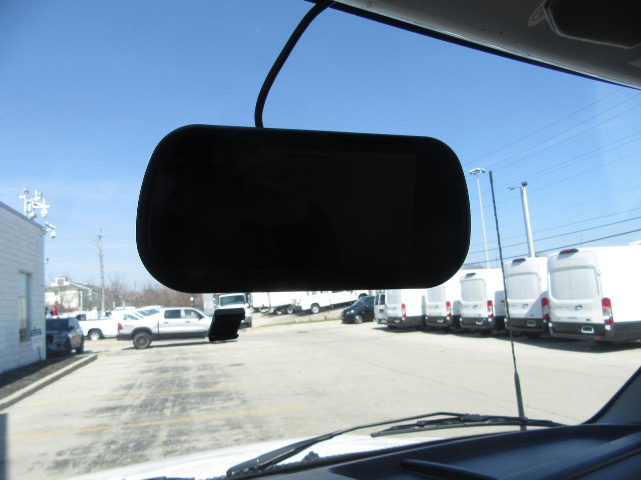 2024 Ford E-450 16FT AEROCELL BOX CUBE VAN Photo