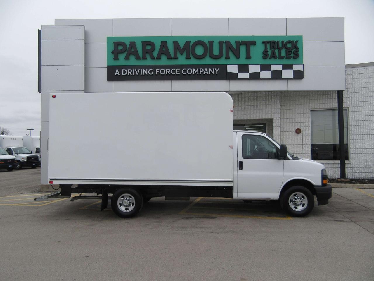 2023 Chevrolet 3500 14 FT EXPRESS CUBE VAN WITH RAMP Photo