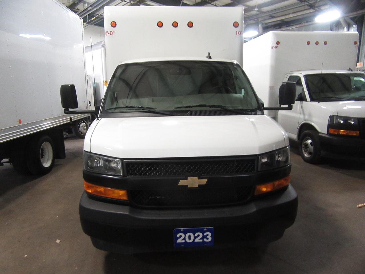 2023 Chevrolet Express 3500 14FT CUBE VAN WITH RAMP Photo