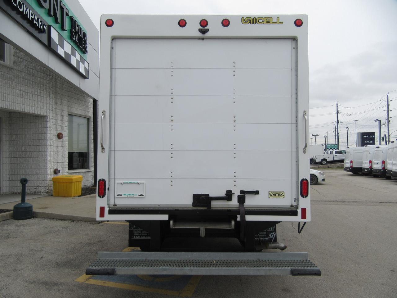 2023 Chevrolet Express 3500 14FT CUBE VAN WITH RAMP Photo