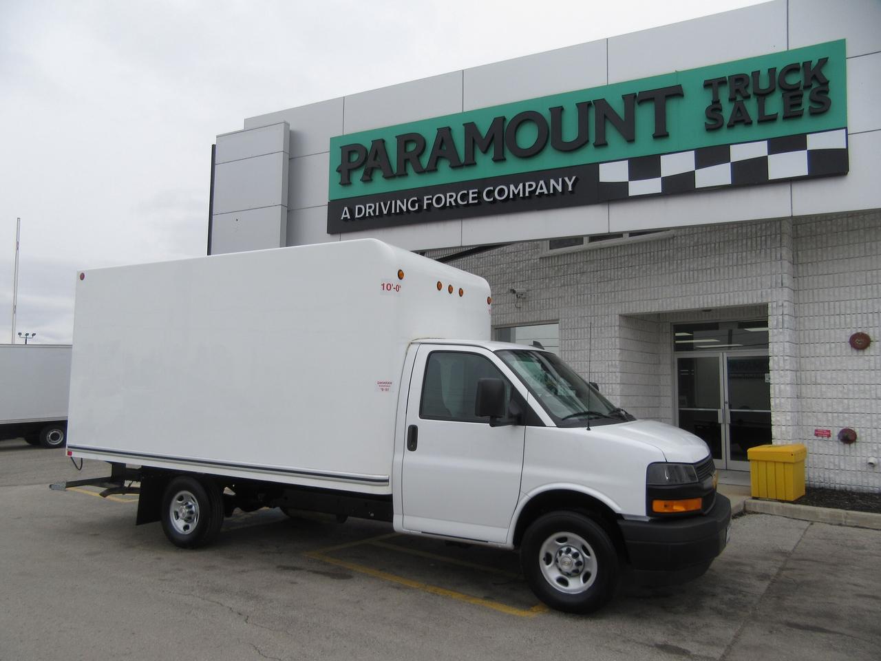 2023 Chevrolet Express 3500 14FT CUBE VAN WITH RAMP Photo
