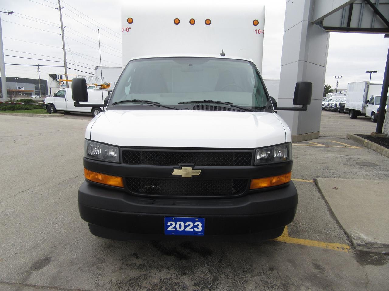 2023 Chevrolet Express 3500 14FT CUBE VAN WITH RAMP Photo