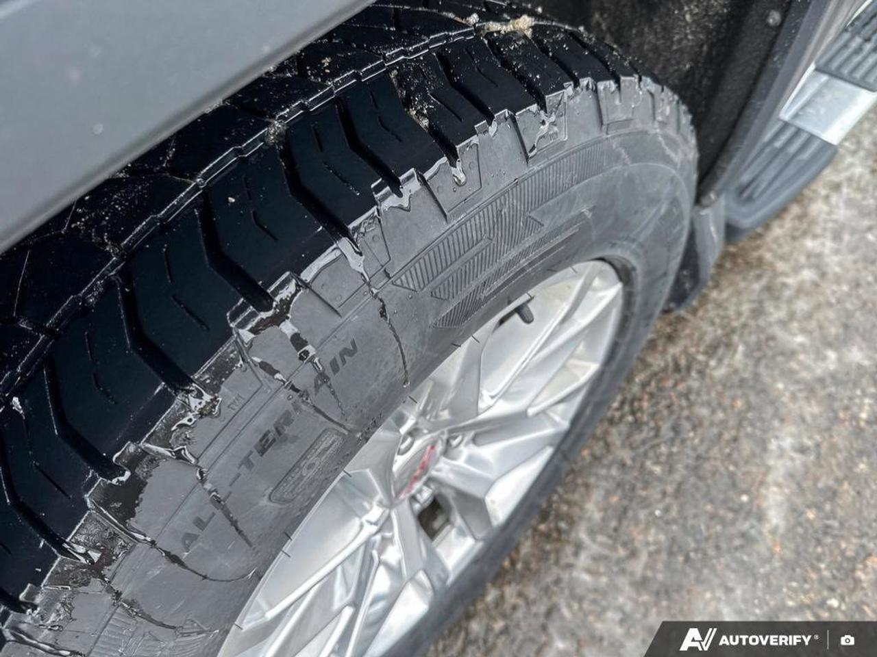 2020 GMC Sierra 1500 SLTTrailer Brake Controller   Sunroof   Heated + V Photo