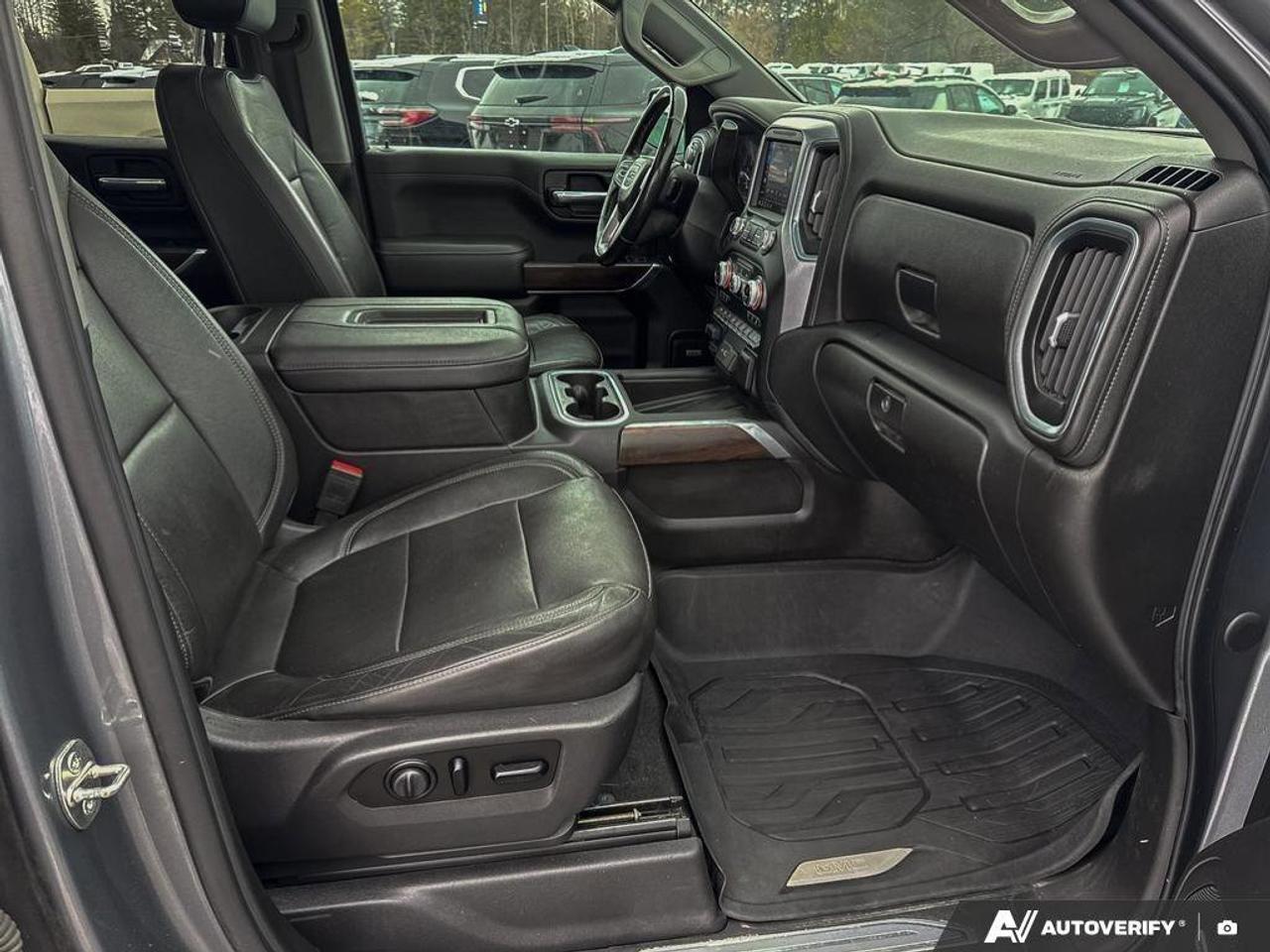 2020 GMC Sierra 1500 SLTTrailer Brake Controller   Sunroof   Heated + V Photo