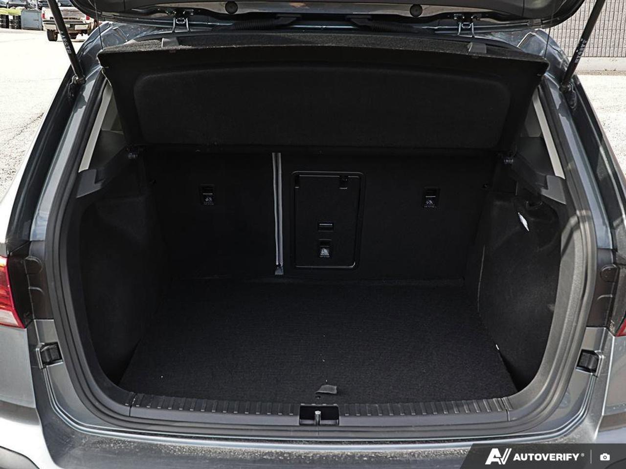 2024 Volkswagen Taos  Photo