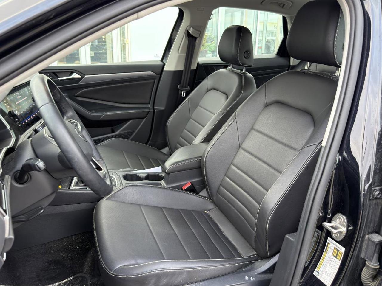 2023 Volkswagen Jetta  Photo