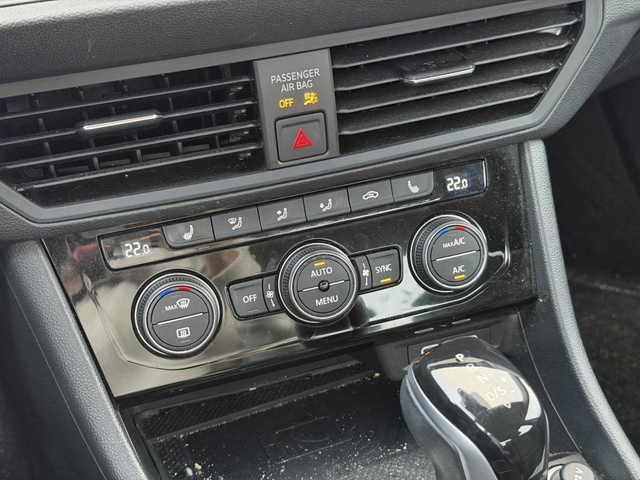 2023 Volkswagen Jetta  Photo