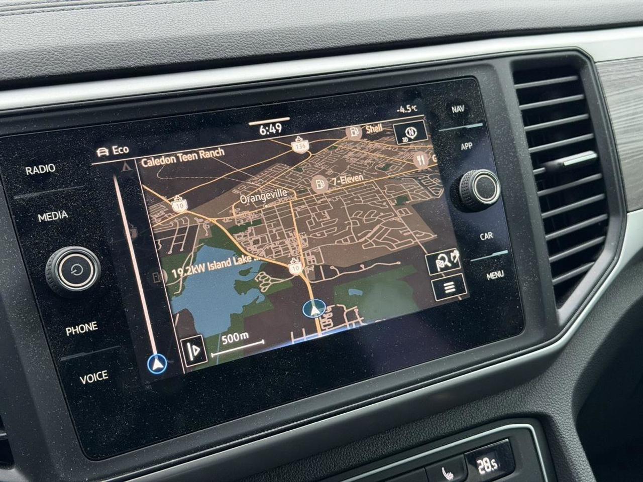 2021 Volkswagen Atlas Cross Sport  Photo