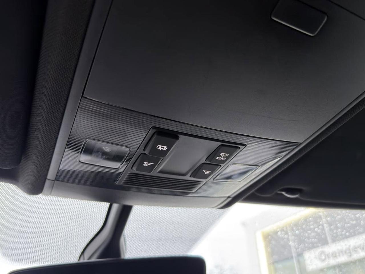 2021 Volkswagen Atlas Cross Sport  Photo