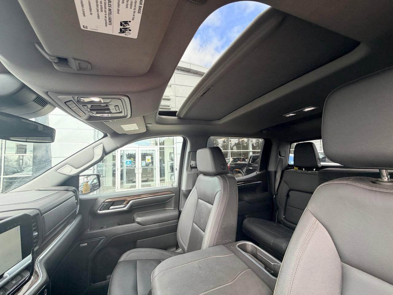 2024 GMC Sierra 1500 ElevationELEVATION, 5.3L V8, 4X4, ALLOYS, LEATHER, Photo