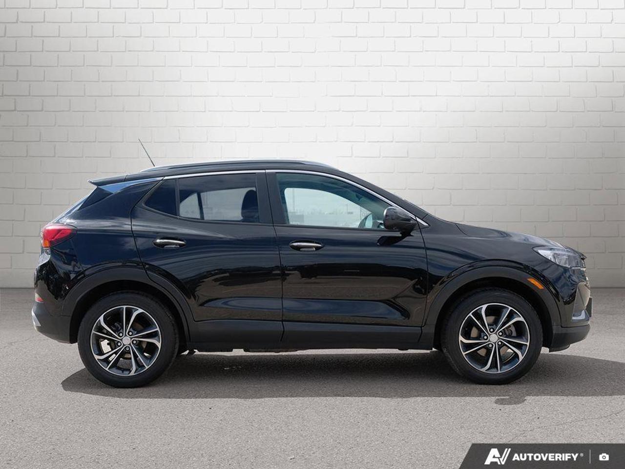 2021 Buick Encore GX SelectSELECT, 1.3L 3-CYLINDER, AWD. ALLOYS, 1-OWNE Photo